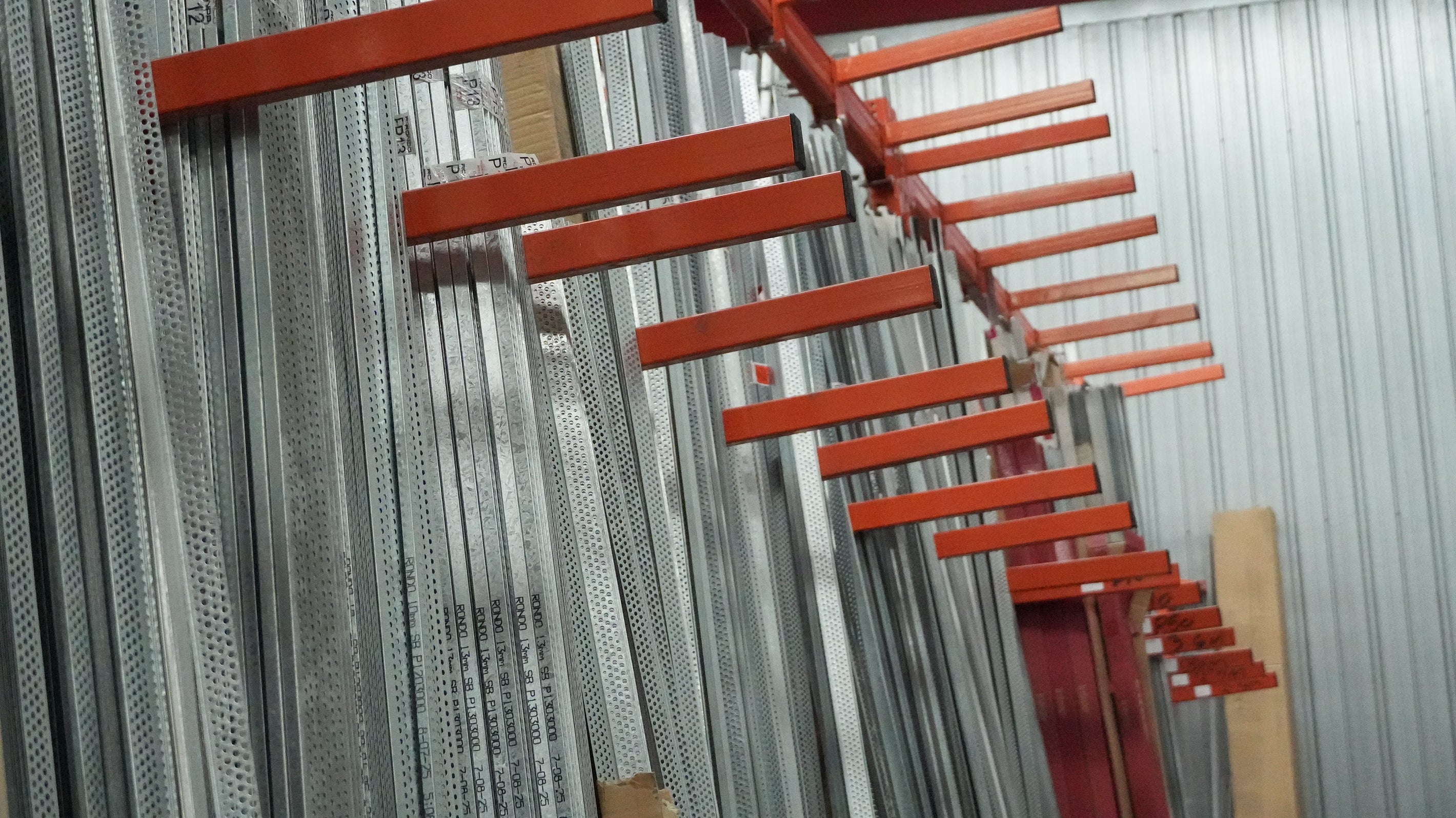 Trims, Beads & Metal Profiles